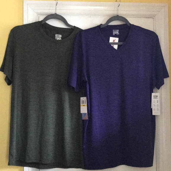 32 Degrees Other - 32 Cool tee shirts (2 of them!) 32 Degrees Other - 32 Cool tee shirts (2 of them!)